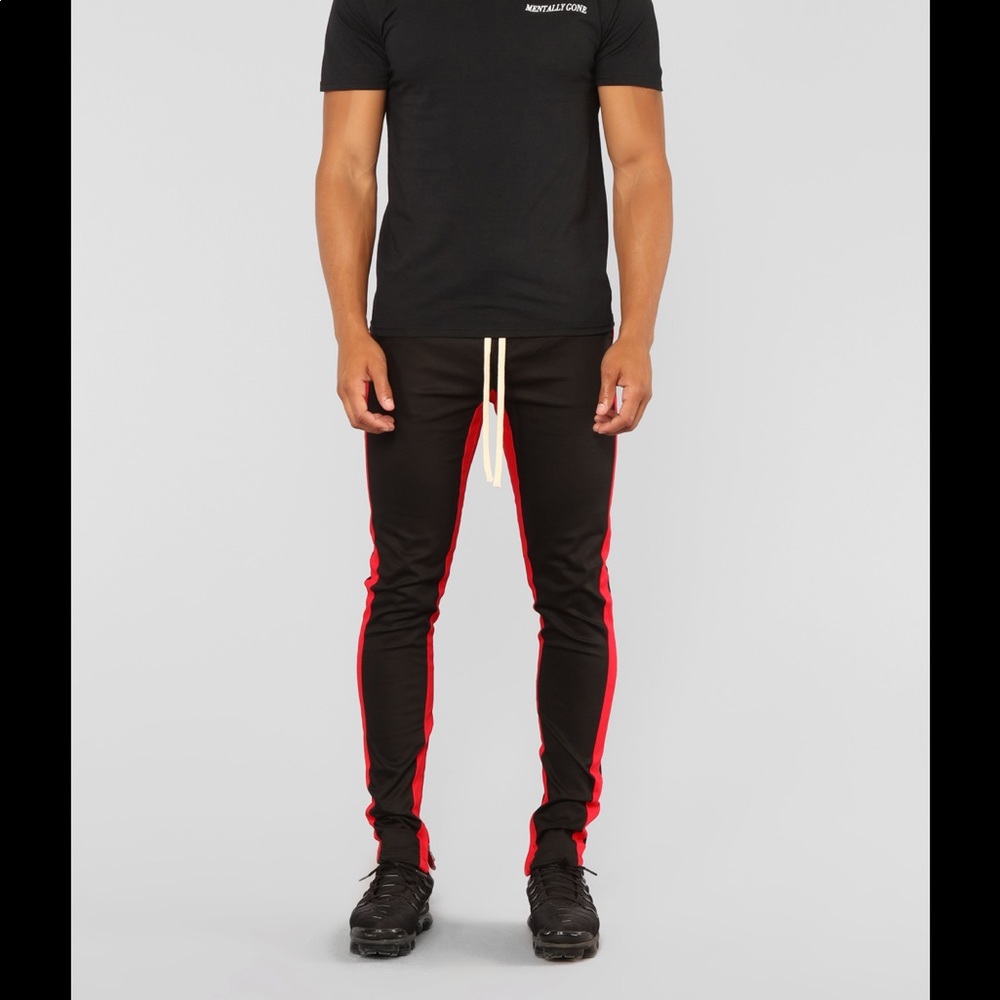Travis Twill Joggers - Black/Red